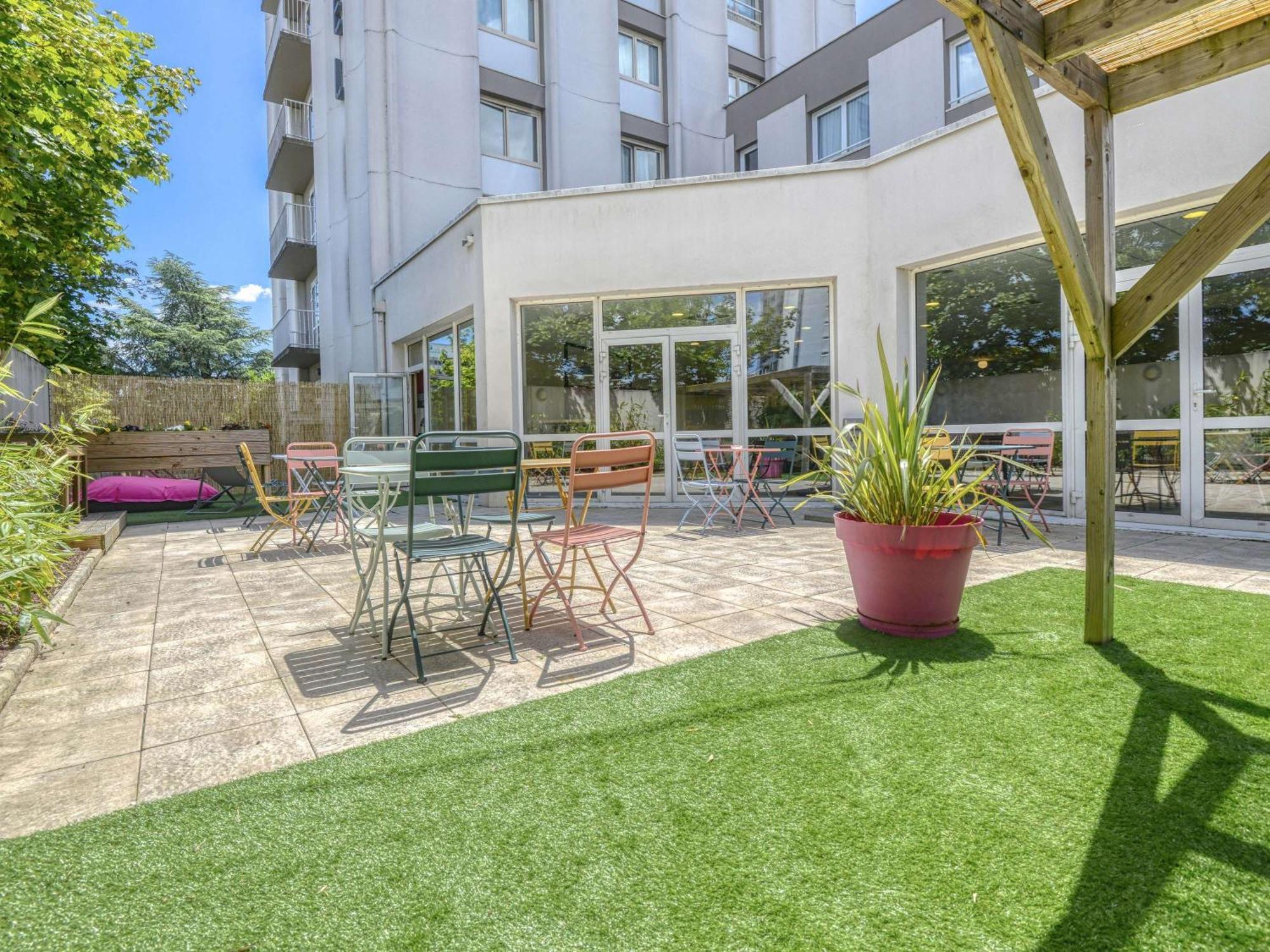 Ibis Cholet Hotel Eksteriør billede