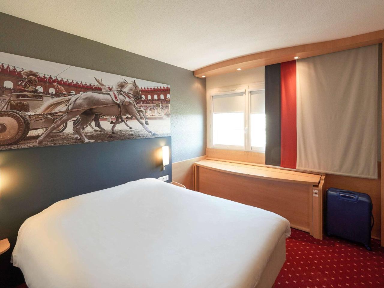 Ibis Cholet Hotel Eksteriør billede